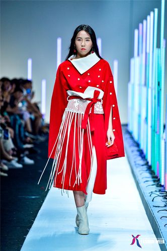 广州大学纺织服装学院服装设计2019毕业作品展演-服装广州大学-服装设